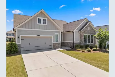 6931 Scenic Overlook Trace, Flowery Branch, GA 30542 - Photo 2