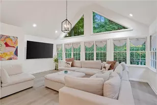 2290 Old Orchard Dr, Marietta, GA 30068 - Photo 14