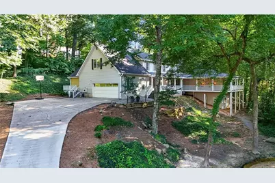 2290 Old Orchard Drive, Marietta, GA 30068 - Photo 4
