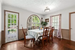 1915 Rockside Ln, Snellville, GA 30078 - Photo 2