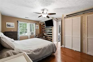 1915 Rockside Ln, Snellville, GA 30078 - Photo 10