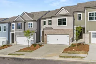 1841 Mdw Grn Cir, Gainesville, GA 30501 - Photo 2