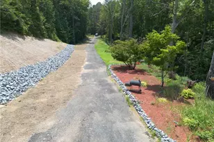 4650 Twin Pines Rd SE, Acworth, GA 30102 - Photo 1