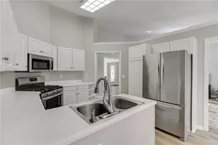 5948 Williamsport Dr, Flowery Branch, GA 30542 - Photo 14