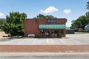 288 S Hill St, Buford, GA 30518 - Photo 1