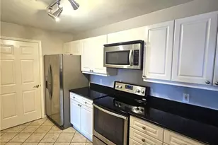 3334 Peachtree Rd NE, Atlanta, GA 30326 - Photo 22