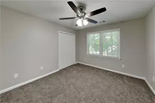 385 Deerwood Dr, Suwanee, GA 30024 - Photo 12