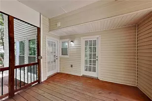 385 Deerwood Dr, Suwanee, GA 30024 - Photo 20