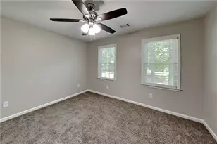 385 Deerwood Dr, Suwanee, GA 30024 - Photo 14