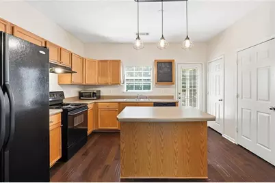 2086 Del Lago Circle, Kennesaw, GA 30152 - Photo 10