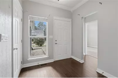 694 Shore View, Lithonia, GA 30058 - Photo 4
