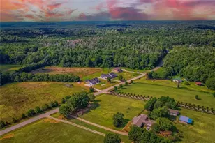 1225 Rocky Creek Rd, Locust Grove, GA 30248 - Photo 2