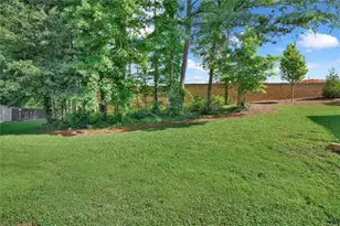 133 Bentley Pkwy, Woodstock, GA 30188 - Photo 24