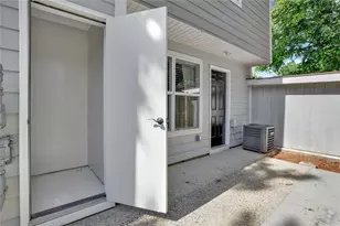 133 Bentley Pkwy, Woodstock, GA 30188 - Photo 20