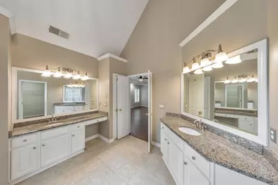 2306 Arabian Drive NE, Marietta, GA 30062 - Photo 32