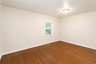 1360 Cunningham Rd SW, Marietta, GA 30008 - Photo 10