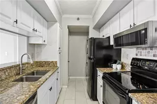 1 Biscayne Dr NW, Atlanta, GA 30309 - Photo 6