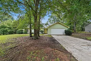 152 Olde Hampton Way, Hampton, GA 30228 - Photo 1