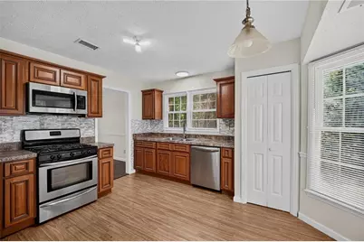 1101 Appian Way, Lawrenceville, GA 30046 - Photo 8
