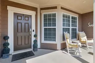 203 Camelia Ct, Griffin, GA 30223 - Photo 2