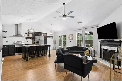 3752 Chesapeake Trace Lane, Flowery Branch, GA 30542 - Photo 6