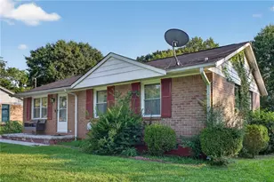 8341 Kendrick Rd, Jonesboro, GA 30238 - Photo 2