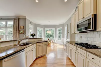 4825 Meadow Park Lane, Suwanee, GA 30024 - Photo 28