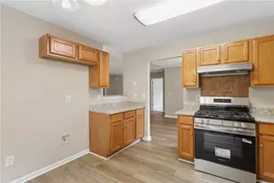 785 Pinewood Dr, Marietta, GA 30064 - Photo 16