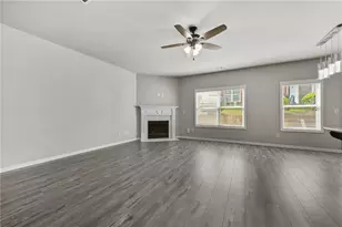244 Cross St, Lawrenceville, GA 30046 - Photo 2