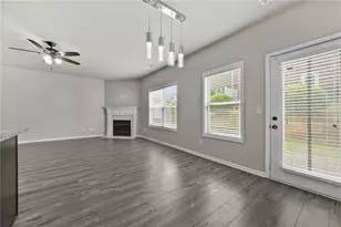 244 Cross St, Lawrenceville, GA 30046 - Photo 4