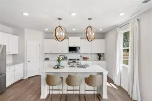 8027 Dickens Dr, Fairburn, GA 30213 - Photo 6