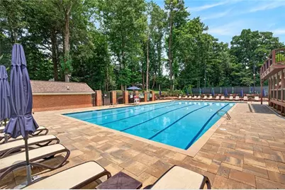 4043 Penhurst Drive, Marietta, GA 30062 - Photo 2