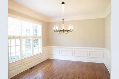 260 Lake Summit View, Atlanta, GA 30342 - Photo 4