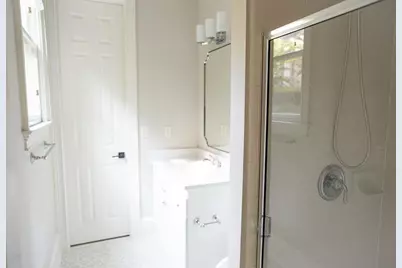 260 Lake Summit View, Atlanta, GA 30342 - Photo 18