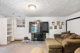 5230 Rosser Rd, Stone Mountain, GA 30087 - Photo 28