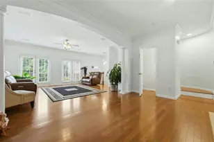 3976 Old Atlanta Station Ct, Atlanta, GA 30339 - Photo 6