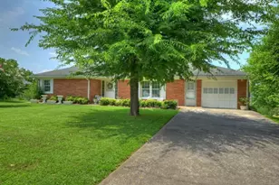 210 La Vista Dr, Blue Ridge, GA 30513 - Photo 8