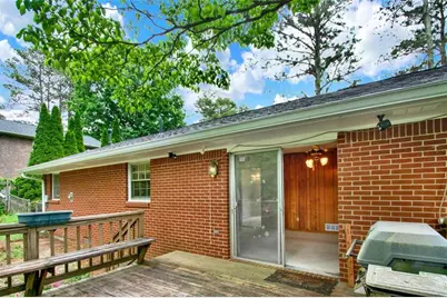 5597 Bob White Circle, Lilburn, GA 30047 - Photo 32