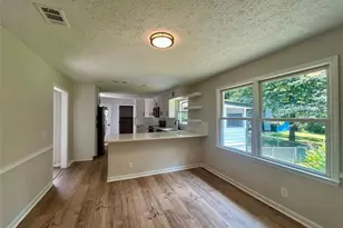 1620 Colonial S Dr SW, Conyers, GA 30094 - Photo 12