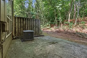 2802 Ridgeview Dr SW, Atlanta, GA 30331 - Photo 34