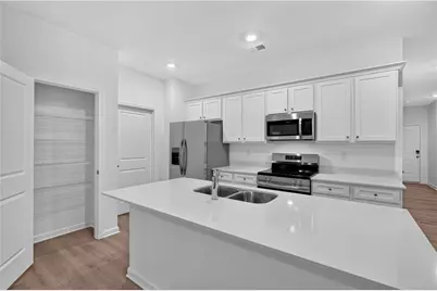 11 Gulfstream Drive, Lagrange, GA 30241 - Photo 6