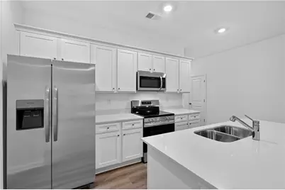 11 Gulfstream Drive, Lagrange, GA 30241 - Photo 4