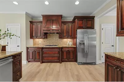 6105 Providence Lake Drive, Gainesville, GA 30506 - Photo 4