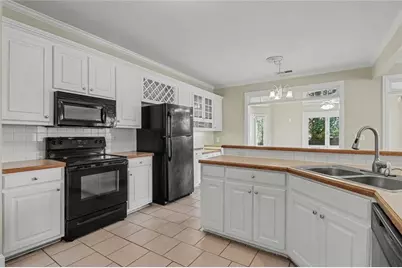 844 Biscayne Way NW, Suwanee, GA 30024 - Photo 8