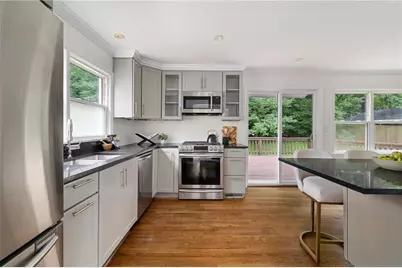1097 Shepherds Lane NE, Atlanta, GA 30324 - Photo 12