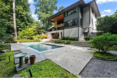 878 Barton Woods Road NE, Atlanta, GA 30307 - Photo 2