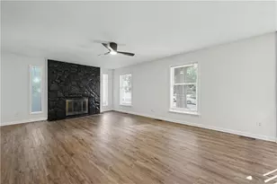 3908 Valley Brook Rd, Snellville, GA 30039 - Photo 12