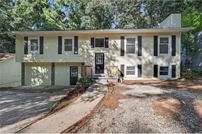 3909 Valley Brook Road, Snellville, GA 30039 - Photo 6