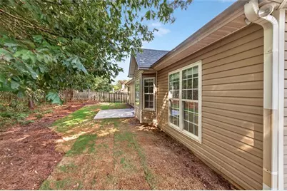1637 Summit Creek Way, Loganville, GA 30052 - Photo 6