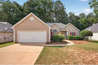 1637 Summit Creek Way, Loganville, GA 30052 - Photo 2